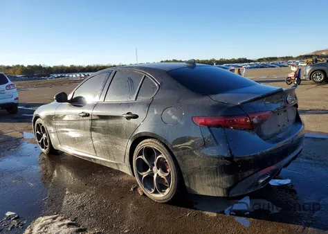 2017 Alfa Romeo Giulia Ti z USA, uszkodzony, nr VIN ZARFAECN6H7542577